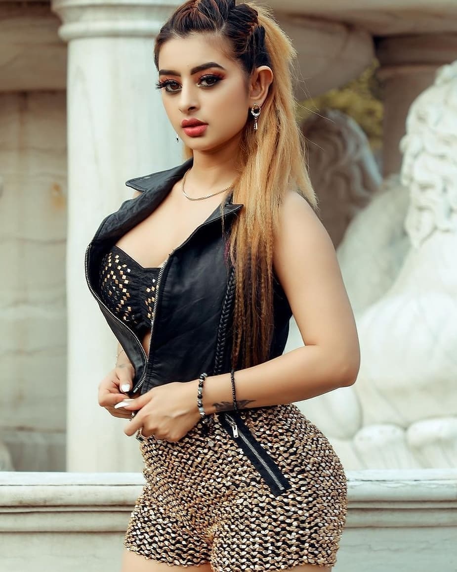 Turbaned Dubai Escort Else